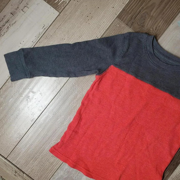 Cat & Jack Toddler Boy Size 3T Red and Gray Waffle Knit Long Sleeve Thermal Top - Picture 4 of 9